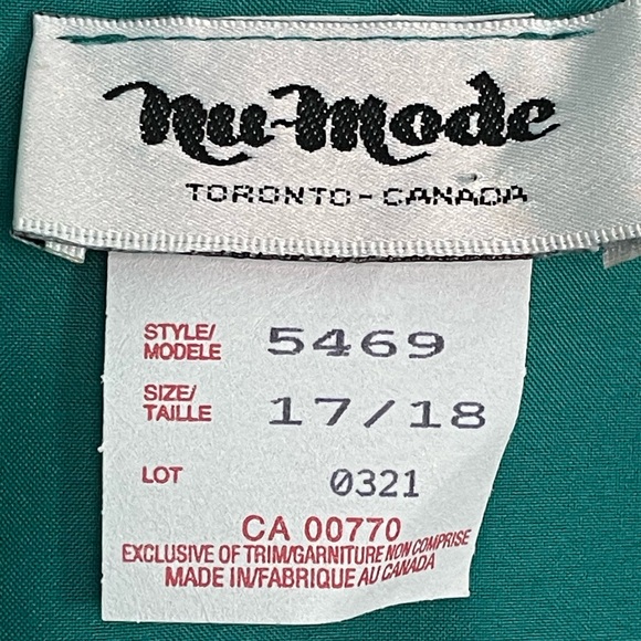 4/$25 or 5/$32   NWT Party Top - Picture 5 of 6